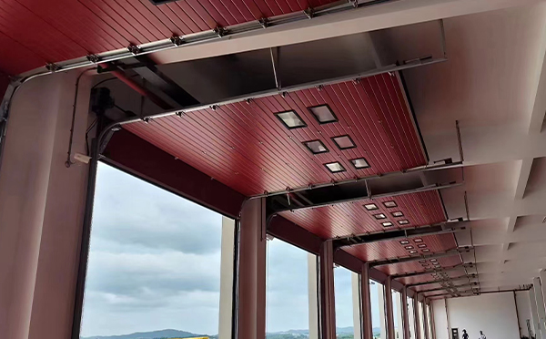 格尔木工业翻板门