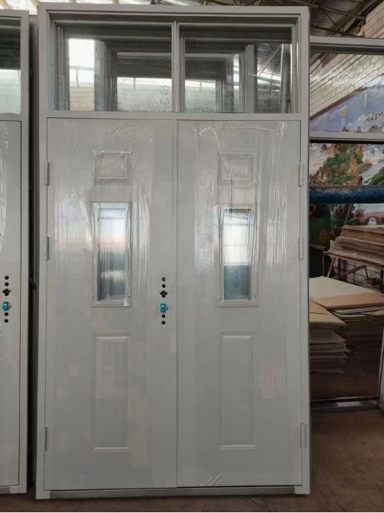 格尔木学校教室门 格尔木学校教室门