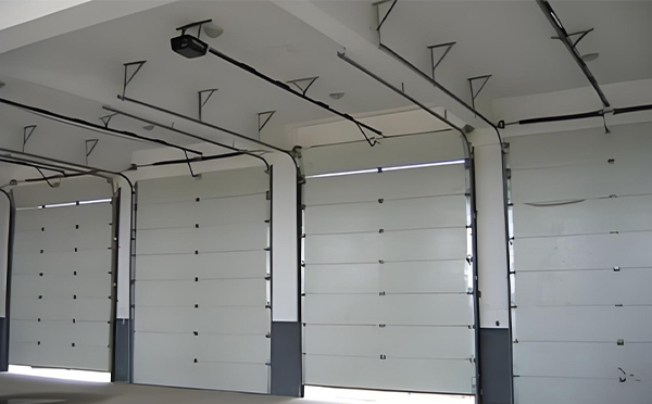 格尔木工业门定制需求升温——百安科技11月聚焦智能化与安全性能升级 格尔木工业门定制需求升温——百安科技11月聚焦智能化与安全性能升级